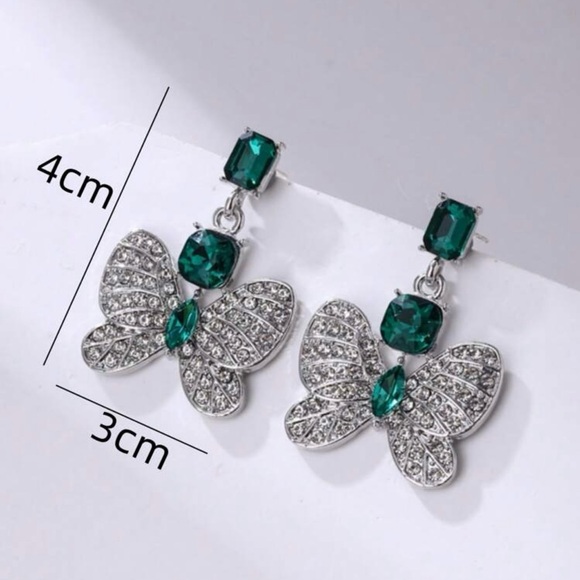 Glam Luxe Butterfly Emerald Rhinestone Drop Statement Earrings - Picture 5 of 6
